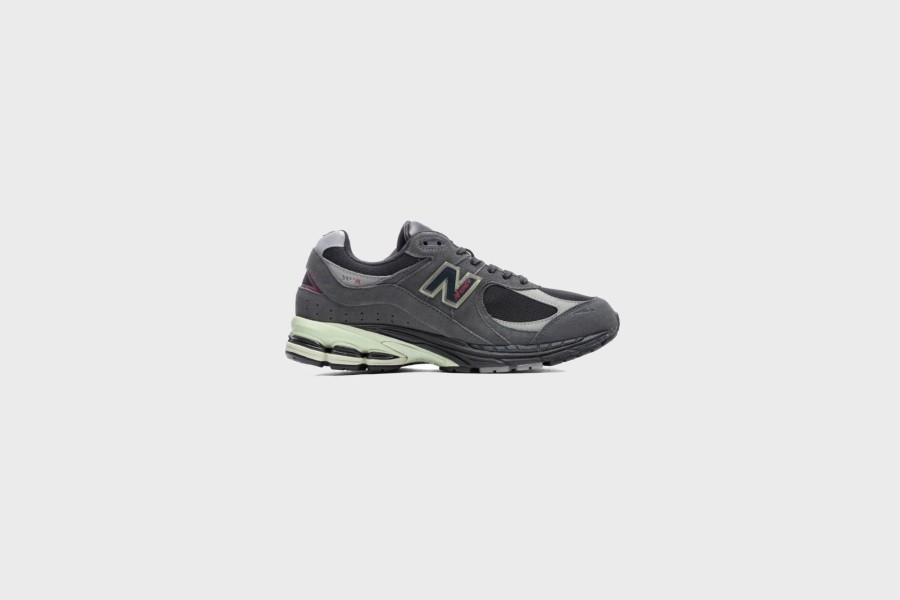 Sneakers * | New Balance M2002Rgv (Grey/Pink)