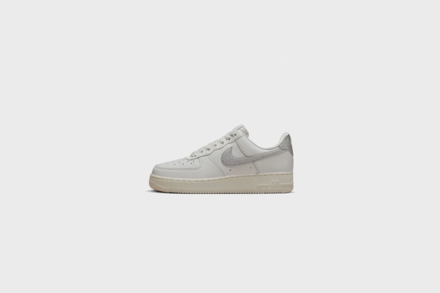 Sneakers * | Wmns Nike Air Force 1 '07 Ess Trnd (Summit White/Metallic Silver)