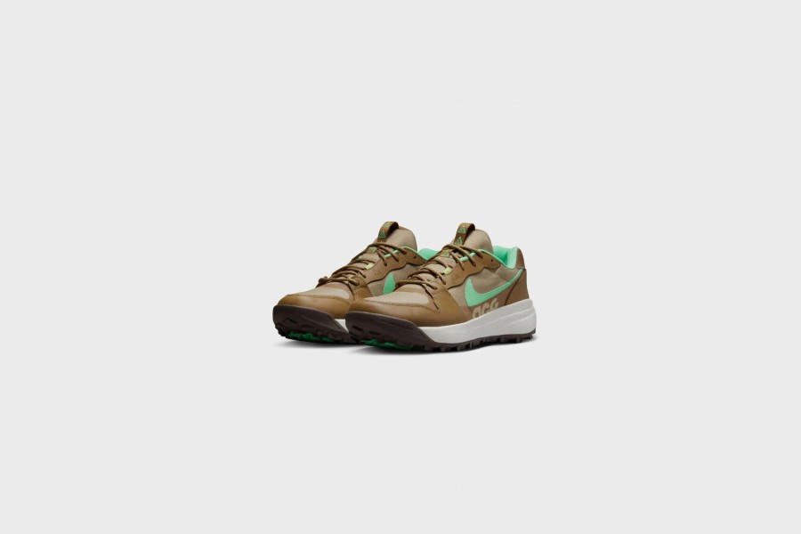 Sneakers * | Nike Acg Lowcate (Limestone/Green Glow)