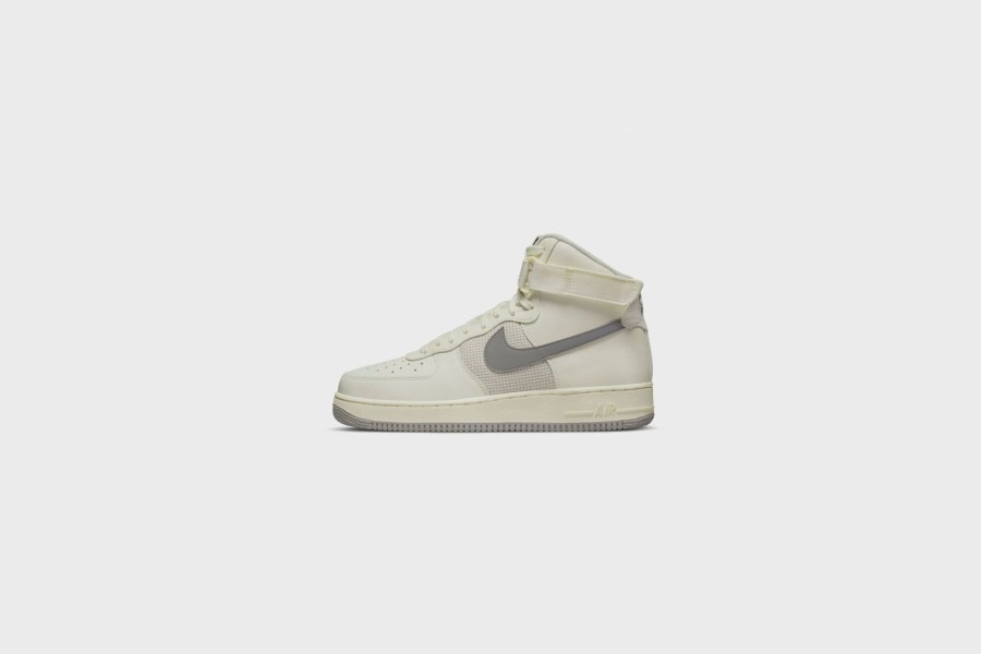 Sneakers * | Nike Air Force 1 High '07 Lv8 (Sail/Medium Grey-Light Bone)