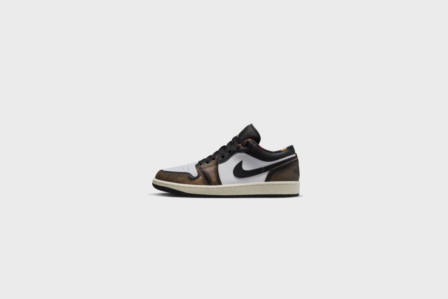 Sneakers * | Nike Air Jordan 1 Low Se (Black/White Onyx-White-Sail)