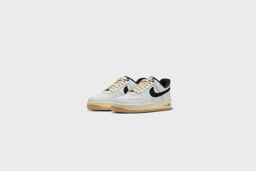 Sneakers * | Wmns Nike Air Force 1 '07 Lx (Summit White/Black-Muslin)