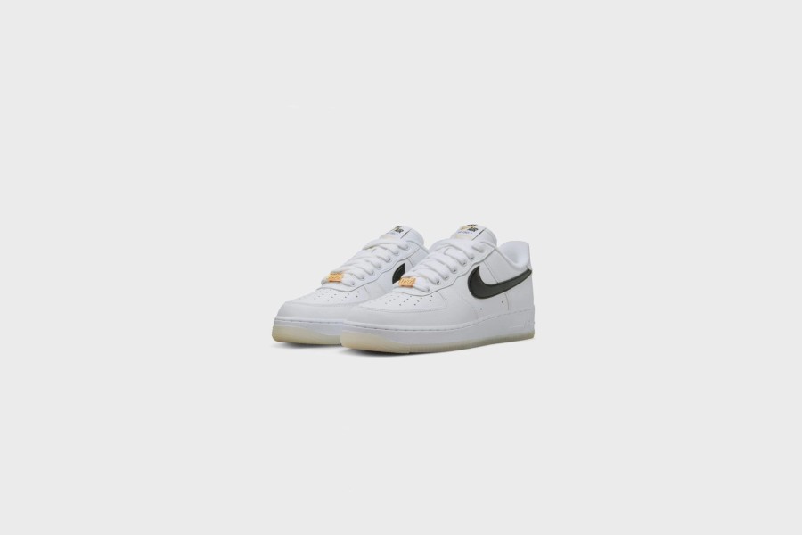 Sneakers * | Nike Air Force 1 '07 Prm (White/Black-Metallic Gold)