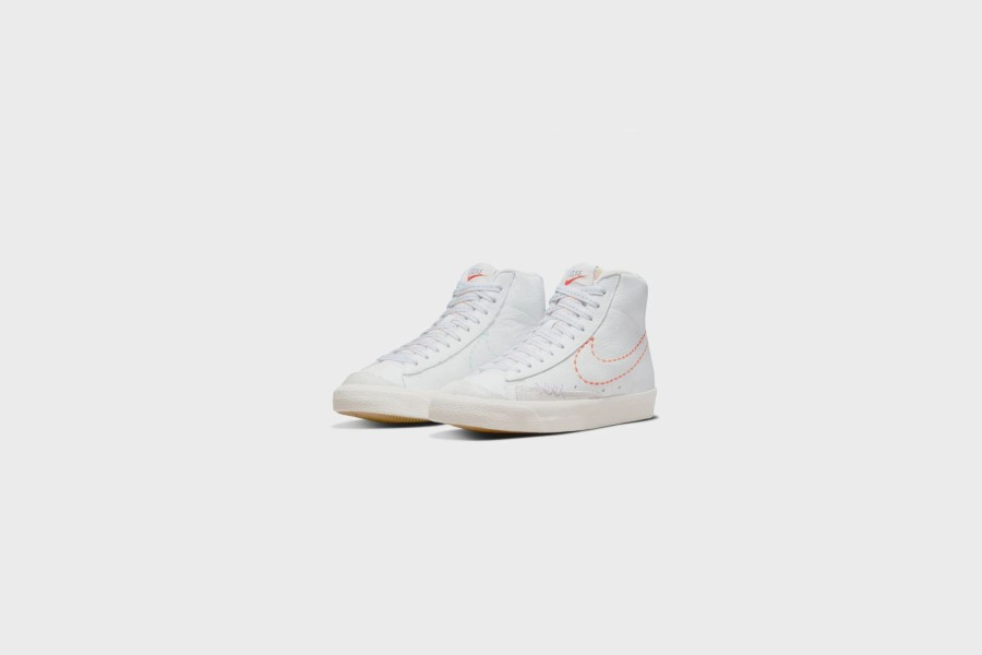 Sneakers * | Wmns Nike Blazer Mid '77 (White/Safety Orange-Lilac)