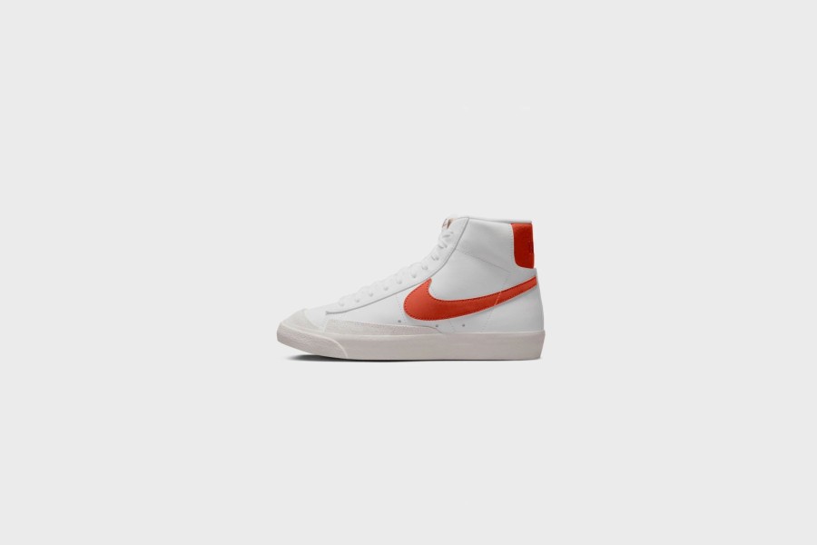 Sneakers * | Wmns Nike Blazer Mid '77 (White/Mantra Orange-Sail)