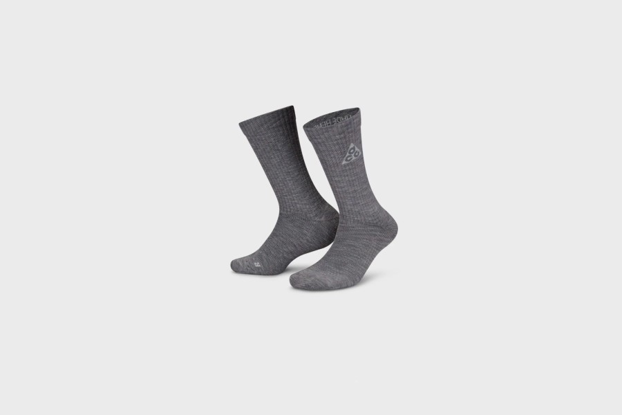 Accessories * | Nike Acg Kelley Ridge Crew 2.0 Socks (Cool Grey/Light Bone)