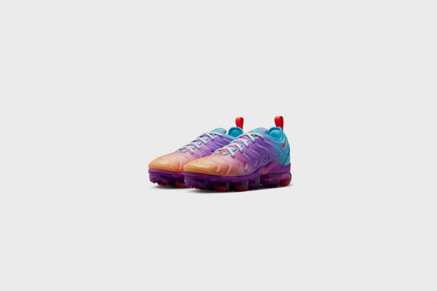 Sneakers * | Wmns Nike Air Vapormax Plus (Fuchsia Dream/Bright Crimson)