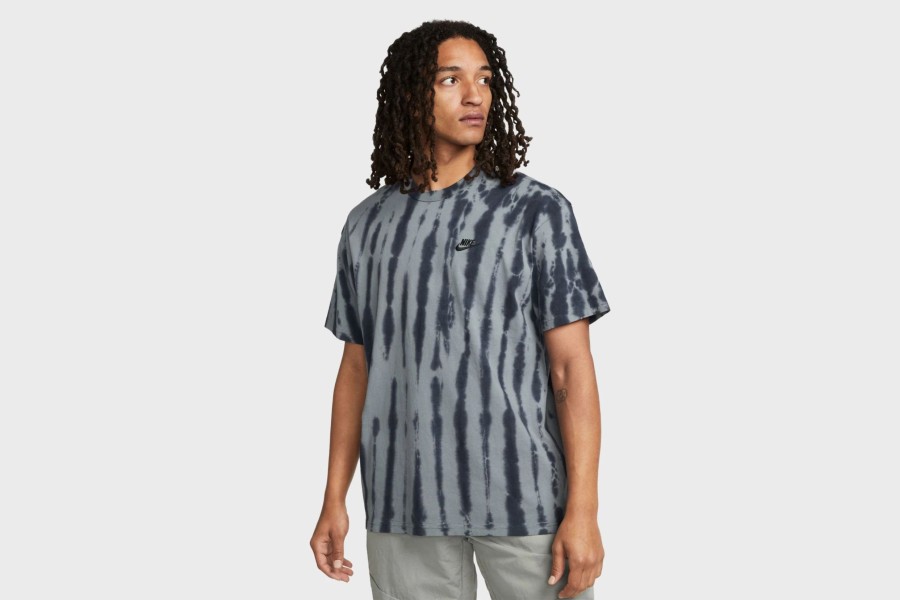 Apparel * | Nike Sportswear Premium Essentials Men'S Tie-Dyed T-Shirt (Cool Grey)