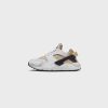 Sneakers * | Wmns Nike Air Huarche (White/Black-Hemp-Sanddrift)