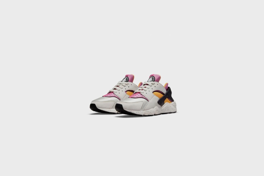 Sneakers * | Nike Air Huarache (Light Bone/Lethal Pink)