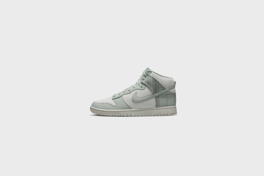 Sneakers * | Nike Dunk Hi Retro Se (Summit White/Light Silver)