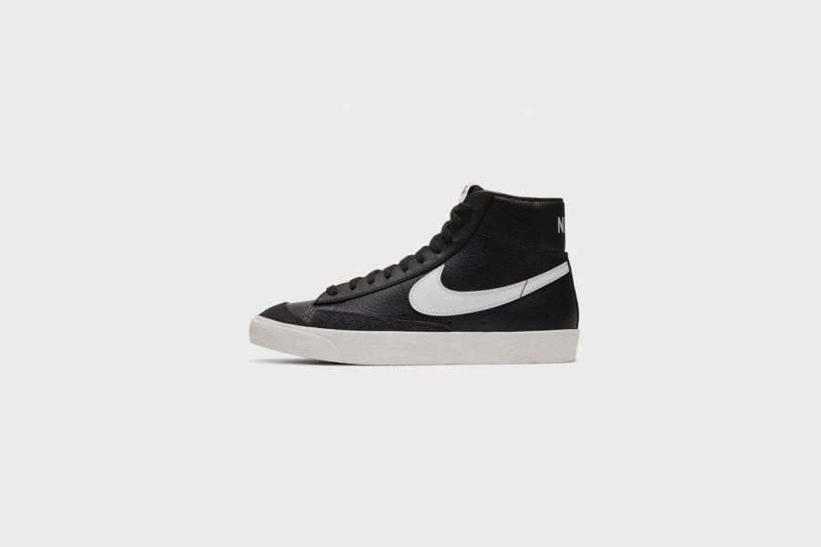 Sneakers * | Nike Blazer Mid '77 Vntg (Black/White-Sail)