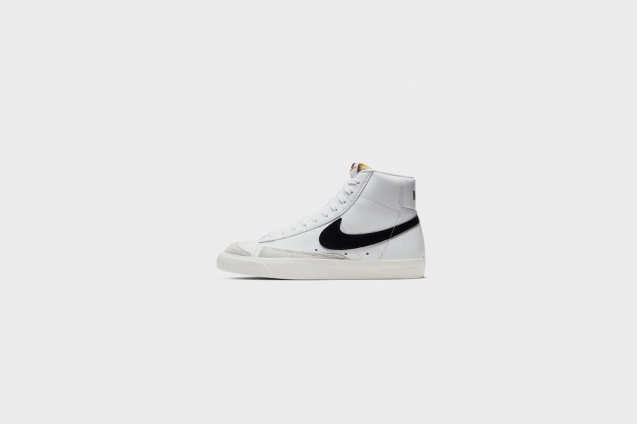 Sneakers * | Wmns Nike Blazer Mid '77 (White/Black-Sail)